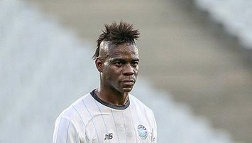 Balotelli'den kamera tepkisi