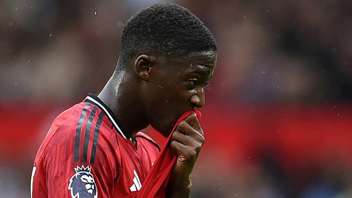 Kobbie Mainoo için transfer açıklaması! Beşiktaş ve Fenerbahçe peşinde