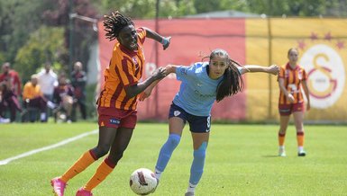 Galatasaray Kadın Futbol Takımı'nda oynayan Ruth Kipoyi rakibine yumruk attı