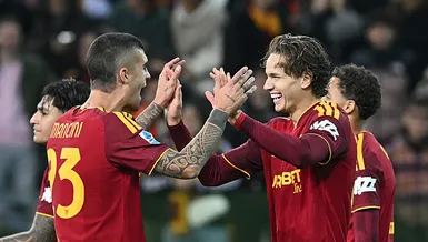 Roma deplasmanda gol oldu yağdı!