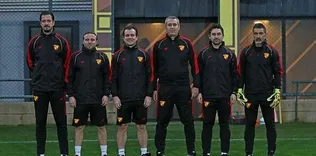 Özdeş umut dağıttı