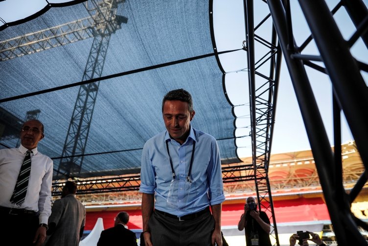 Ali Koç: "Bayrakları çıkarmaya hazır olun"