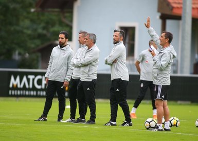 İlhan Mansız: Beşiktaş’ta gol sorunu kalmaz