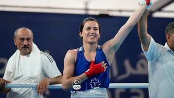 3 milli boksörümüz Akdeniz Oyunları'nda yarı finalde