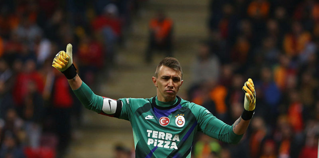 Operasyon başlıyor! Galatasaray'da Muslera'nın yerine iki yerli aday