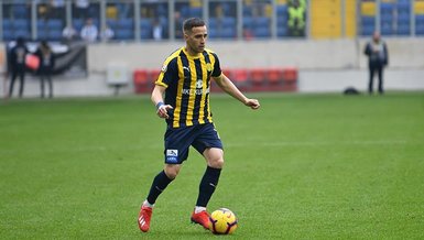 Ankaragücü 2 futbolcusuyla yeni sözleşme imzaladı!