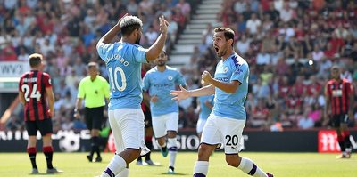 Manchester City 3 puanı 3 golle aldı