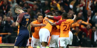 Süper Lig'de şampiyonluk yarışı nefes nefese