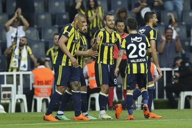 Fenerbahçe, şampiyonluğu iç sahada kaybetti