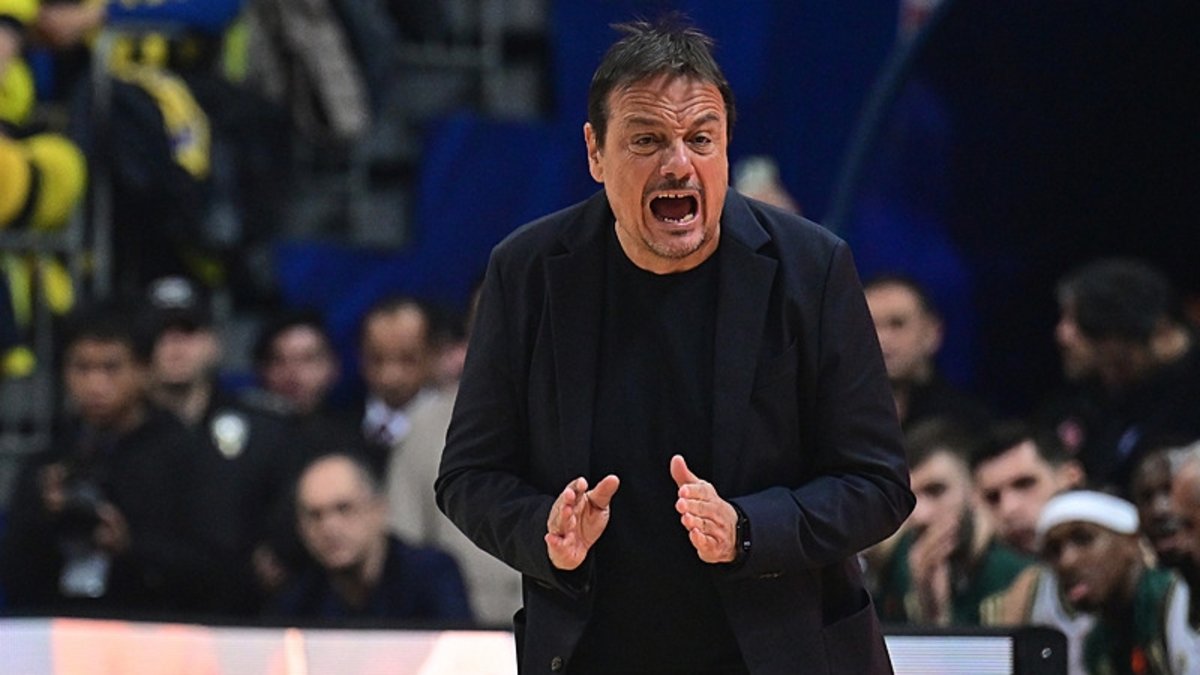 Ergin Ataman'dan Fenerbahçe taraftarına sert tepki!