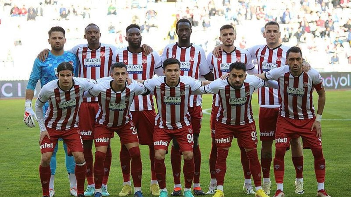 Sivasspor galibiyet hasretine son verdi!