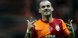 Sneijder 3 yıl daha istiyor