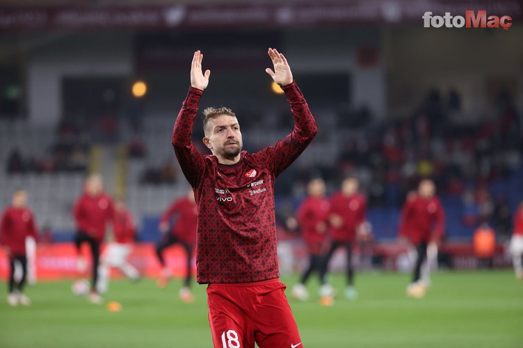 Galatasaray yönetimi önermişti! Caner Erkin'e Okan Buruk vetosu