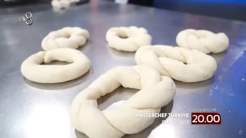 masterchef-kaptanlik-oyununu-kim-kazandi-1-eylul-masterchef-kim-kaptan-oldu-mavi-takim-ve-kirmizi-takim-yarism-1756715864469.jpg
