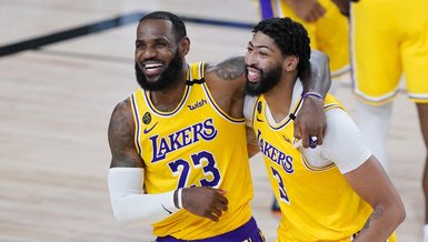 LeBron ve Davis'in bu sezon 4 ve 5 oynayacakları iddia edildi