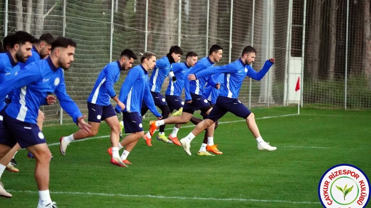 Çaykur Rizespor kampını tamamladı!