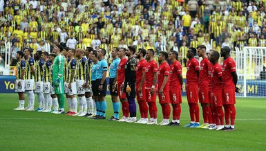SON DAKİKA: Fenerbahçe Sivasspor maçında şok sakatlık! Tisserand ve İrfan Can Kahveci oyuna devam edemedi