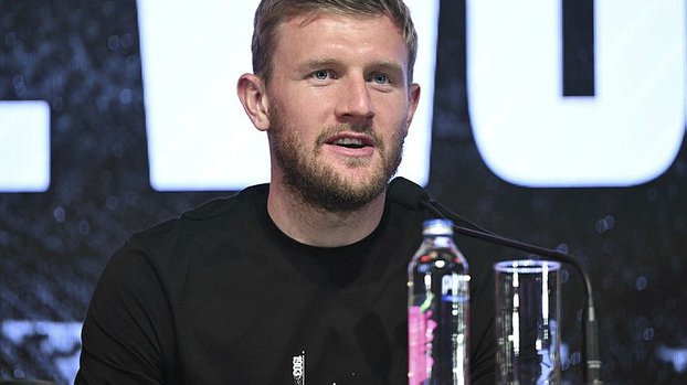 Worrall'a tam destek