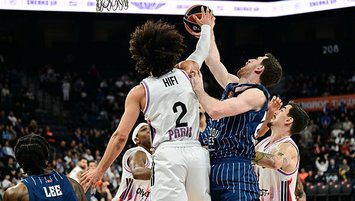 Anadolu Efes evinde kaybetti!