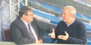 Yeni hocayı yeni yönetim almalı!