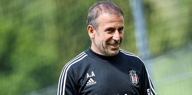 Beşiktaş'ta Abdullah Avcı'dan Millilere yakın takip