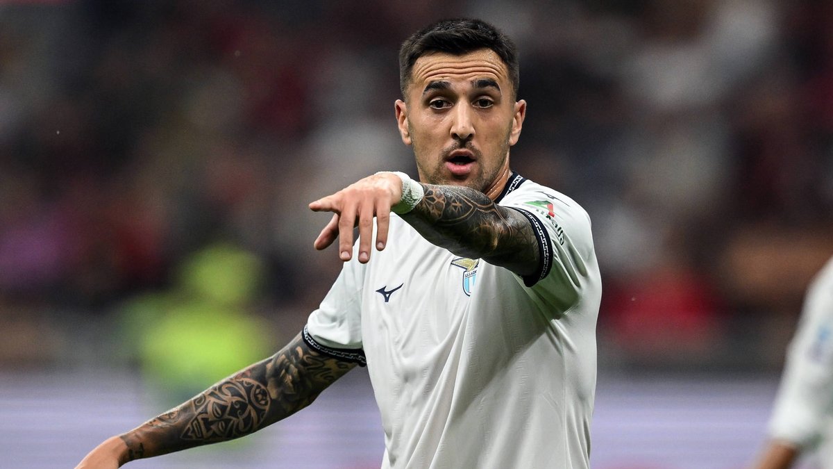 TRANSFER HABERİ | Fenerbahçe'den Matias Vecino bombası! Galatasaray'ın kapısından dönmüştü TRANSFER HABERİ | Fenerbahçe'den Matias Vecino bombası! Galatasaray'ın kapısından dönmüştü
