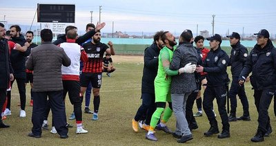 Aksaray'da amatör maç sonrası futbolcular kavga etti