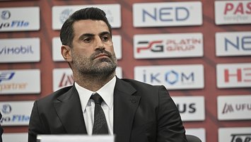 Demirel Gençler'le imzaladı