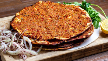 MASTERCHEF LAHMACUN TARİFİ