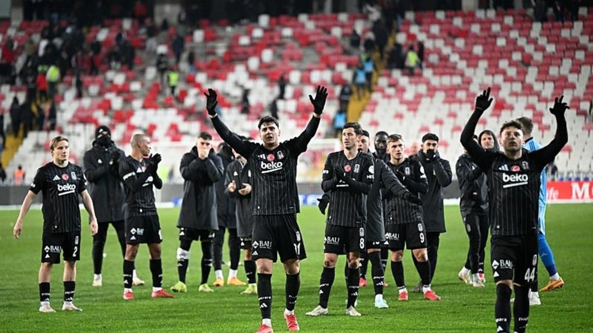 BEŞİKTAŞ HABERLERİ - Mustafa Hekimoğlu: Hocamız bize destek çıkıyor BEŞİKTAŞ HABERLERİ - Mustafa Hekimoğlu: Hocamız bize destek çıkıyor
