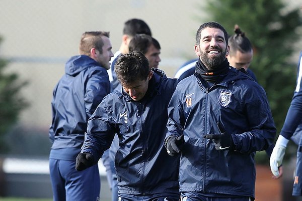 Söylediği sözleri tutamayan yıldız futbolcular