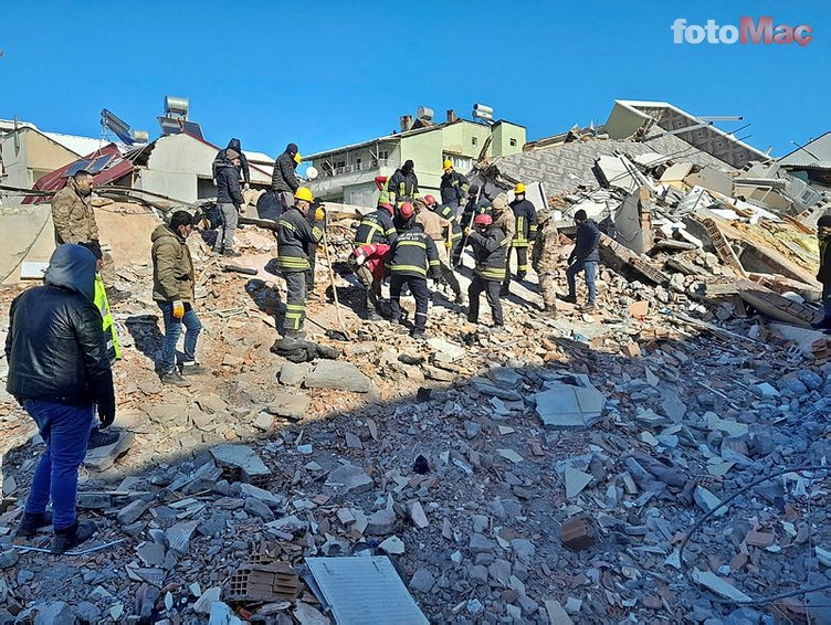 Fatih Karagümrük teknik direktörü Andrea Pirlo'dan deprem sonrası açıklamalar!