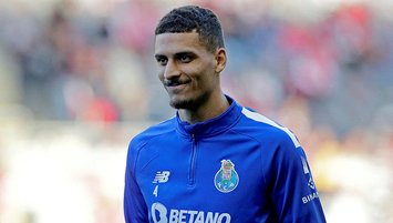 Fenerbahçe'den stoper hamlesi! Şimdi de rakip Komşu'dan...