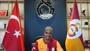 Lemina imzayı attı