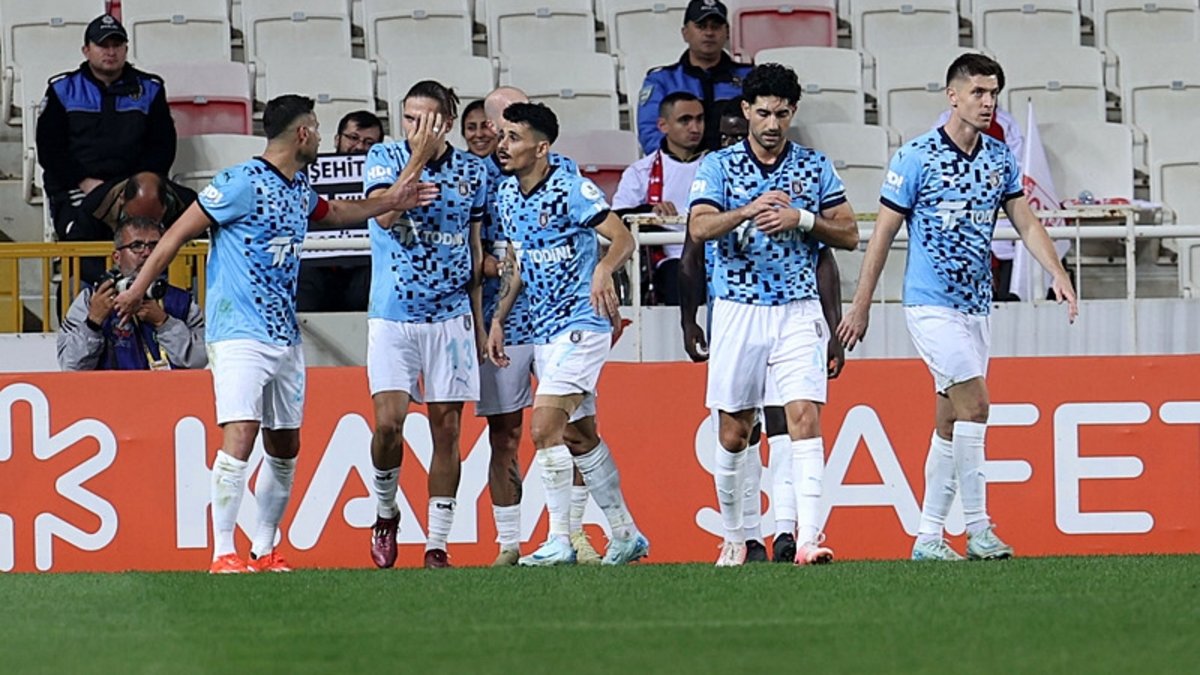 Sivasspor 1 - 2 RAMS Başakşehir (MAÇ SONUCU ÖZET)