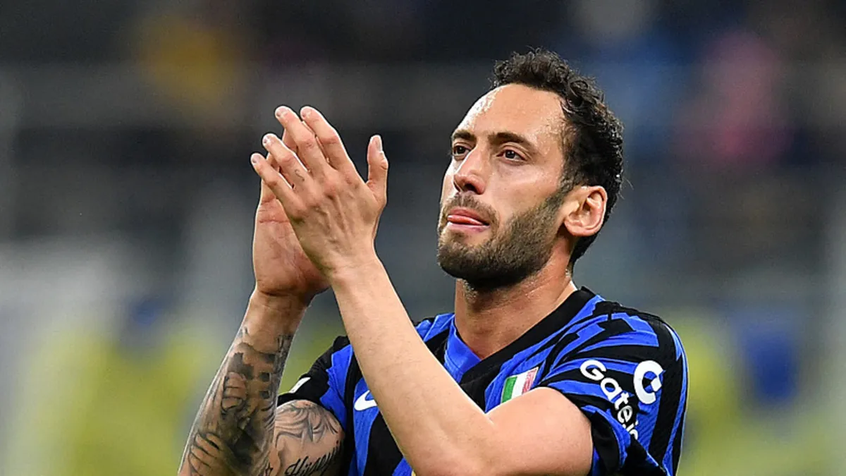 Hakan Çalhanoğlu'ndan flaş Galatasaray açıklaması! Transfer olacak mı?