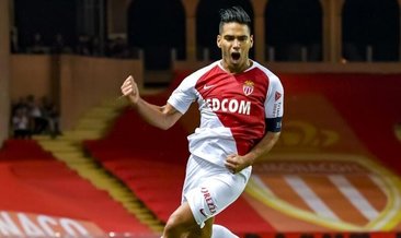 Falcao tribünde