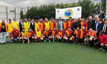 Galatasaray’ın eski futbolcuları mahkumlarla maç yaptı
