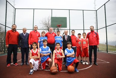 Bakan Osman Aşkın Bak: Gençlerimiz, sporun gücünün terörü yendiği bir ortamda yaşıyor