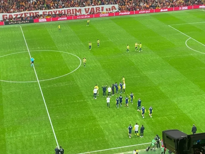 fenerbahcede-derbi-oncesi-son-toplanti-1793040889494.jpg