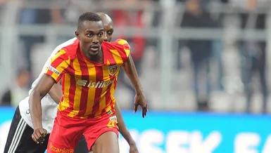 Kayserispor'da Mensah affedildi!
