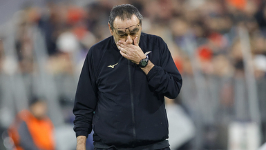 Lazio'da teknik direktör Maurizio Sarri istifa etti