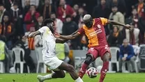 Victor Osimhen bu kez attırdı