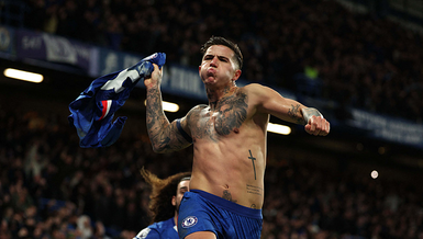 Chelsea 90+2'de galip!