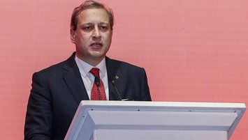 Galatasaray'da tarihi dönemeç! İstifa edecek mi?