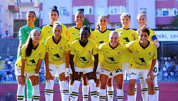 Kadınlar zaferlere göz dikti