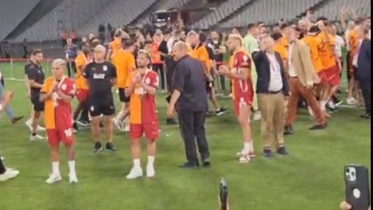 Galatasaraylı oyunculardan centilmence davranış! O anı beklediler