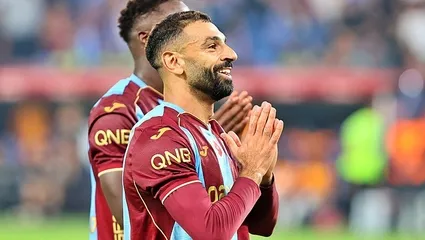 Trabzonspor'dan Galatasaray'a peş peşe göndermeler! İşte o paylaşımlar