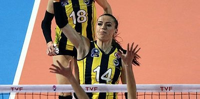 Fenerbahçe ilk maçta Galatasaray'ı geçti