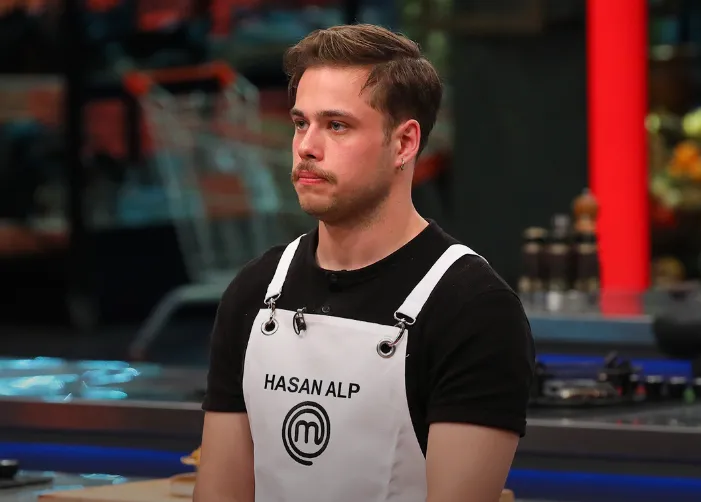 masterchef-ana-kadroya-3-giren-yarismaci-kim-oldu-19-temmuz-1784522508107.png